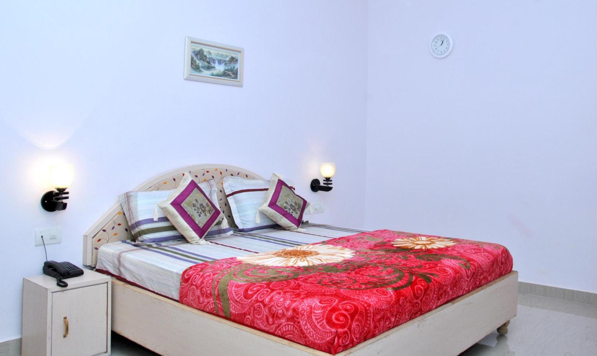 Shivansh Palace Homestay & Marriage Garden Khajuraho Bagian luar foto